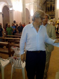 Vittorio-Sgarbi-a-Bagnoli-Irpino-agosto-2015-1